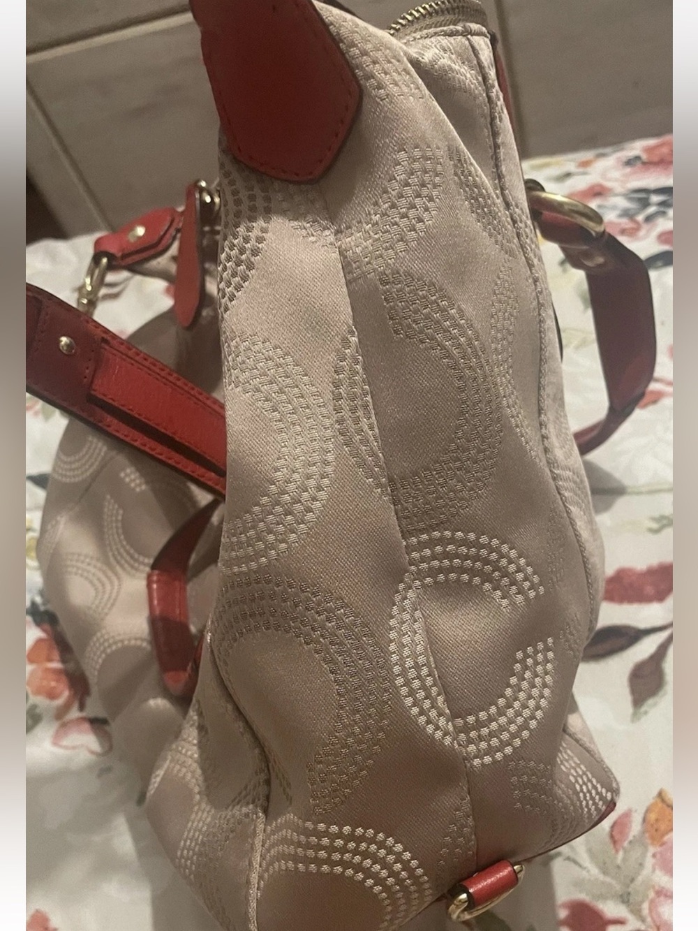 Coach Ashley Signature Khaki Red Op Art Dotted Satchel Crossbody, 2012, F20027 - Picture 15 of 16
